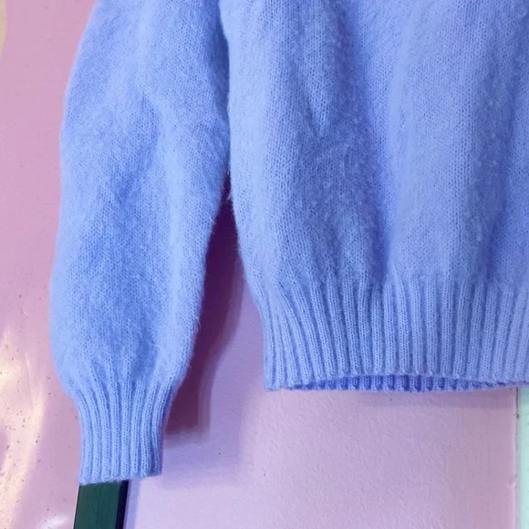 90s Vintage Periwinkle Pearl Accent Pullover Fall/Winter Sweater Womens Medium - Picture 5 of 5